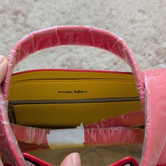 Red Dog Carrier Tote and Wallet Set - Picture 7 of 7